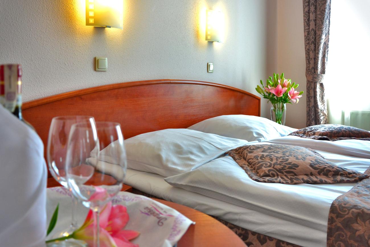 hotel asset management company, hotel property management company
